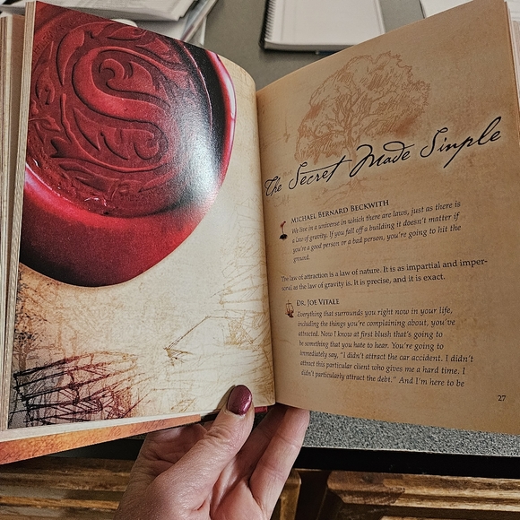 A Book The Secret by Rhonda Byrne - Picture 3 of 4